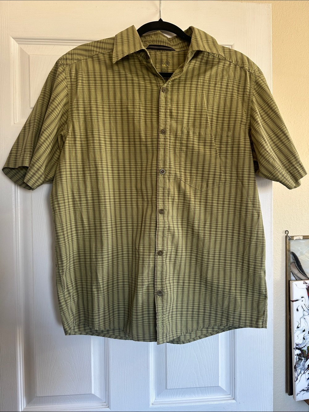 Mountain Hardwear Olive Plaid Short-Sleeve Button-Down Shirt